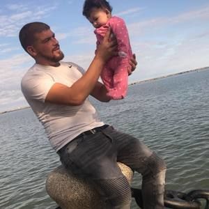 Meet your Posher, Aya